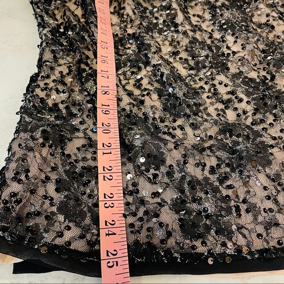 White House Black Market fancy sequin party Tank! - Picture 6 of 7